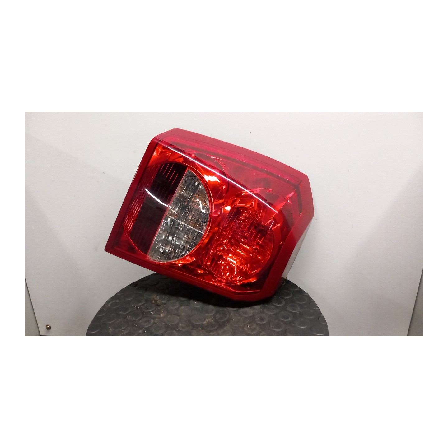 FANALE POST. SX. 077 DODGE CALIBER (05/06-) BWD 05160361AA