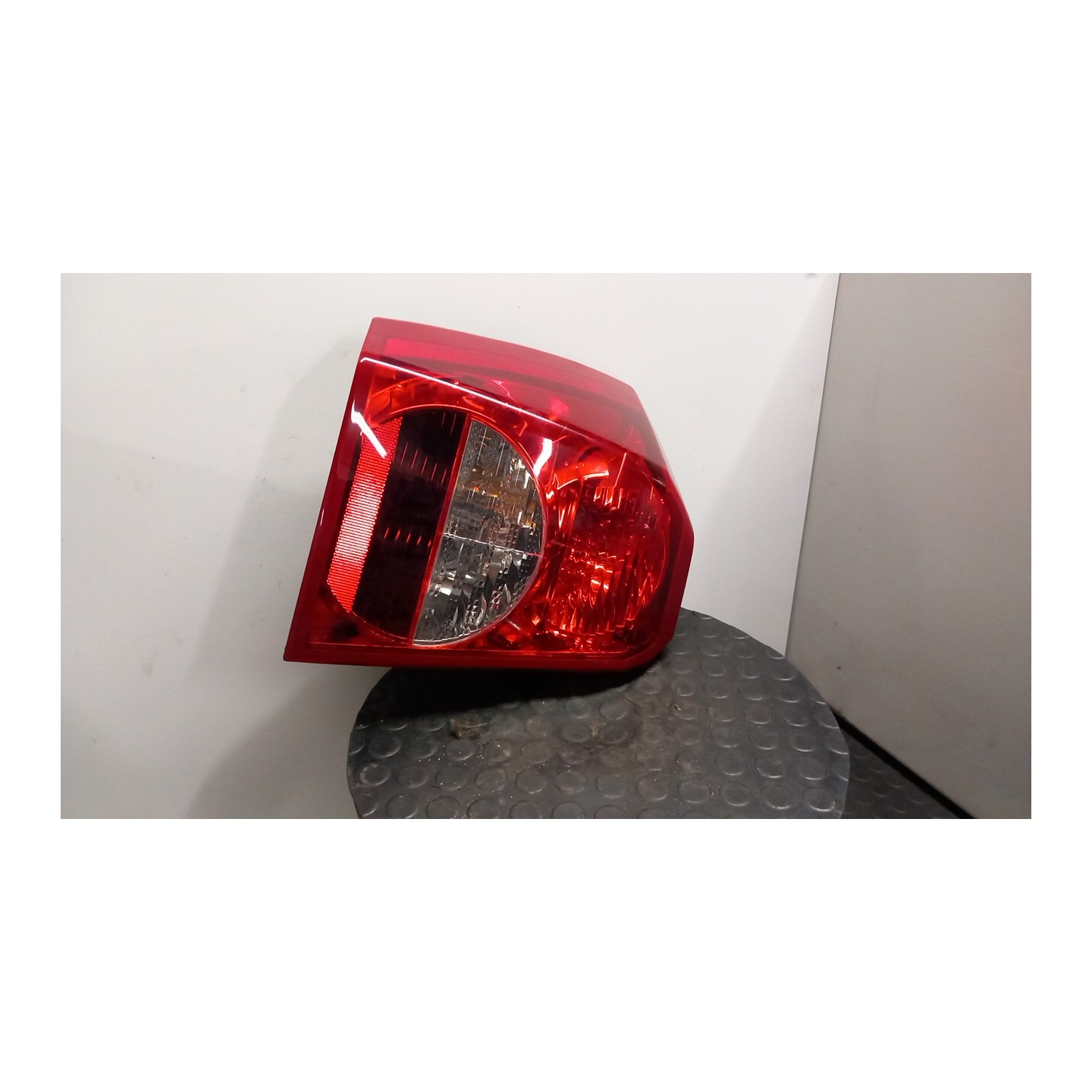 FANALE POST. SX. 077 DODGE CALIBER (05/06-) BWD 05160361AA