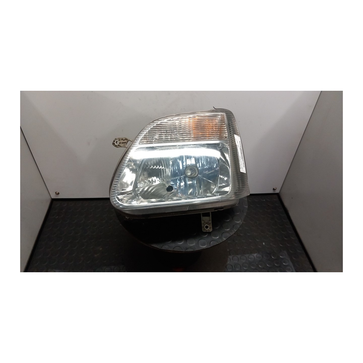 PROIETTORE T.3G000001- SX. 082 OPEL AGILA (H00) (04/00-09/04) Z12XE 9212210