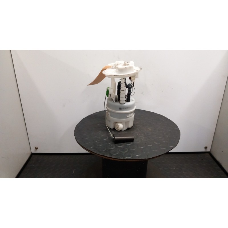 POMPA CARBURANTE C/TRASDUTTORE (GALLEGGIANTE) 152 RENAULT CLIO 3A SERIE (05/09-) D4FL7 8200727740