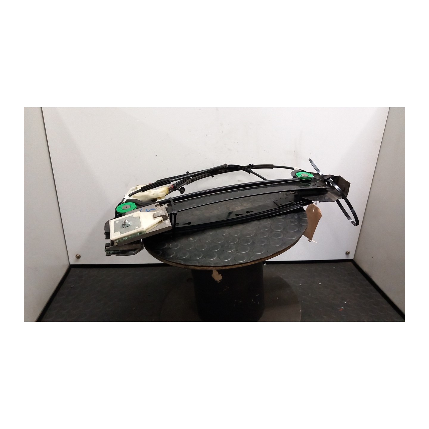ALZACRISTALLO ELETTR. PORTA ANT. C/MOTORINO SX. 009 NISSAN MICRA (CK12E) (11/05-) CR14 80701BC00B