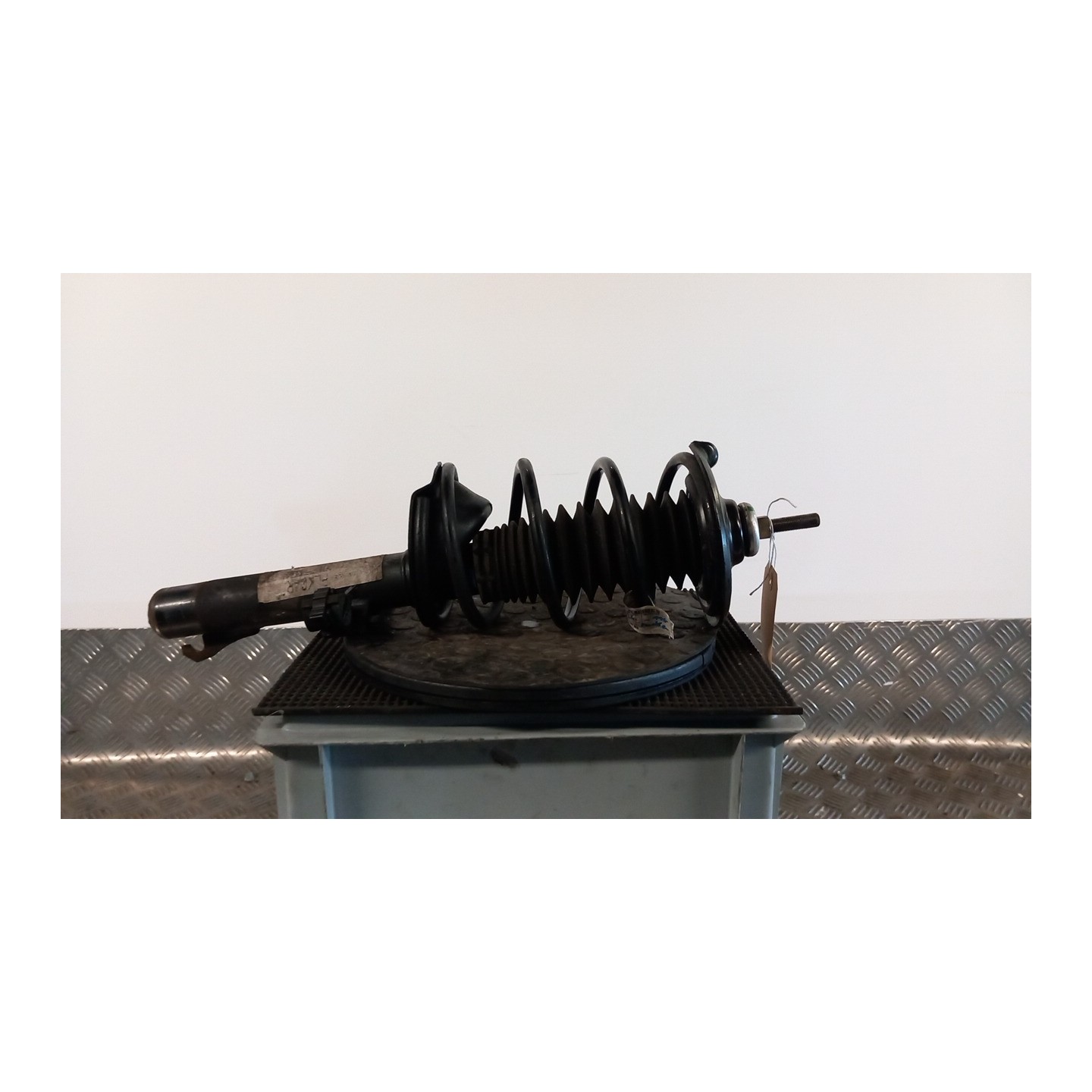 AMMORTIZZATORE ANT. DX. 035 FORD KA (CCQ) (11/96-10/08) J4S 1102643