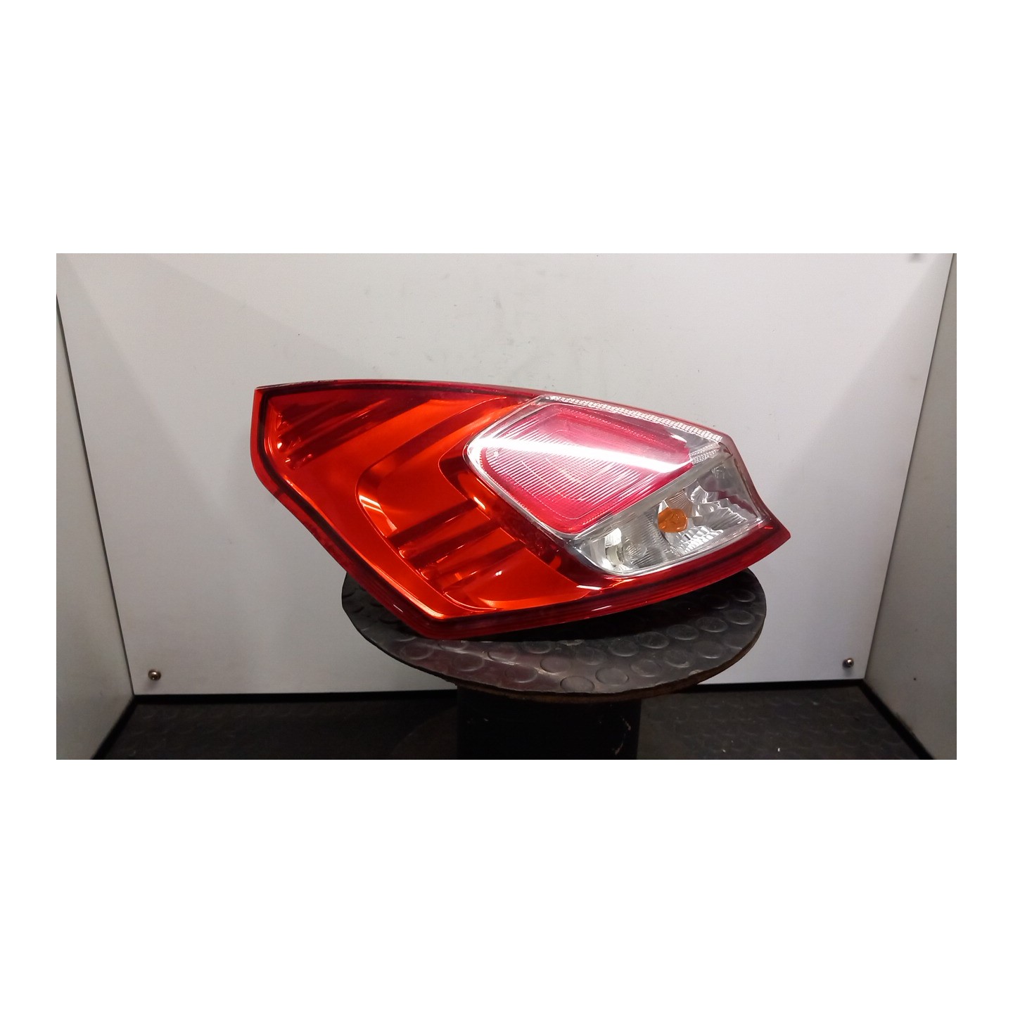 FANALE POST. SX. 028 FORD FIESTA (CCN) (11/12-) RTJB 1823622
