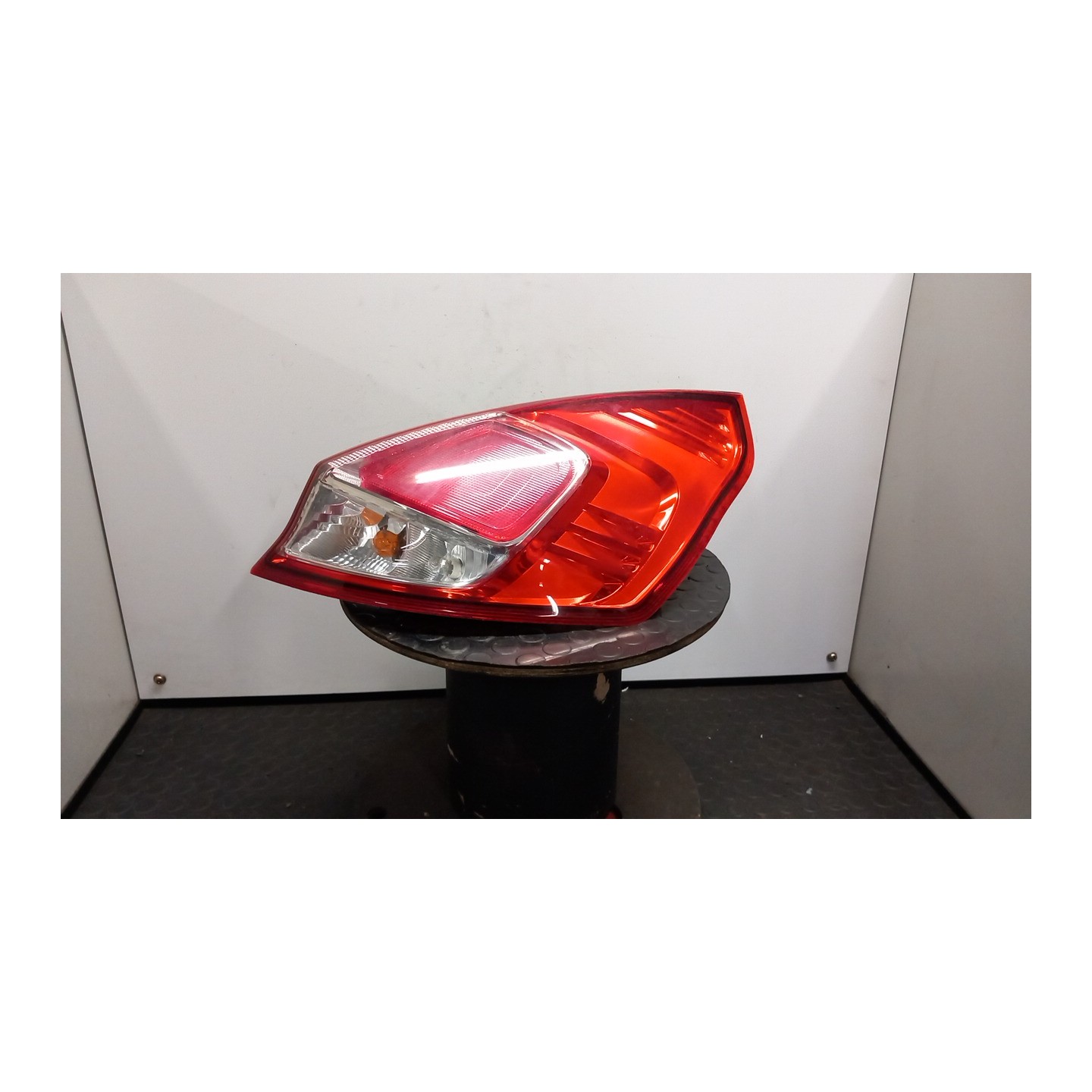 FANALE POST. DX. 029 FORD FIESTA (CCN) (11/12-) RTJB 1823621