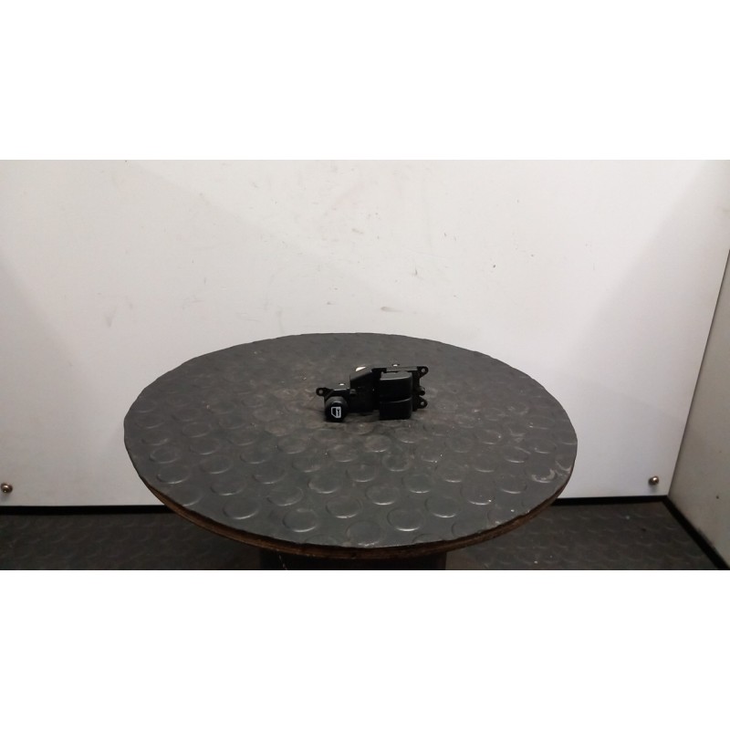 BLOCCO COMANDI ALZACRISTALLI 035 OPEL AGILA (H00) (04/00-09/04) Z12XE 9206746