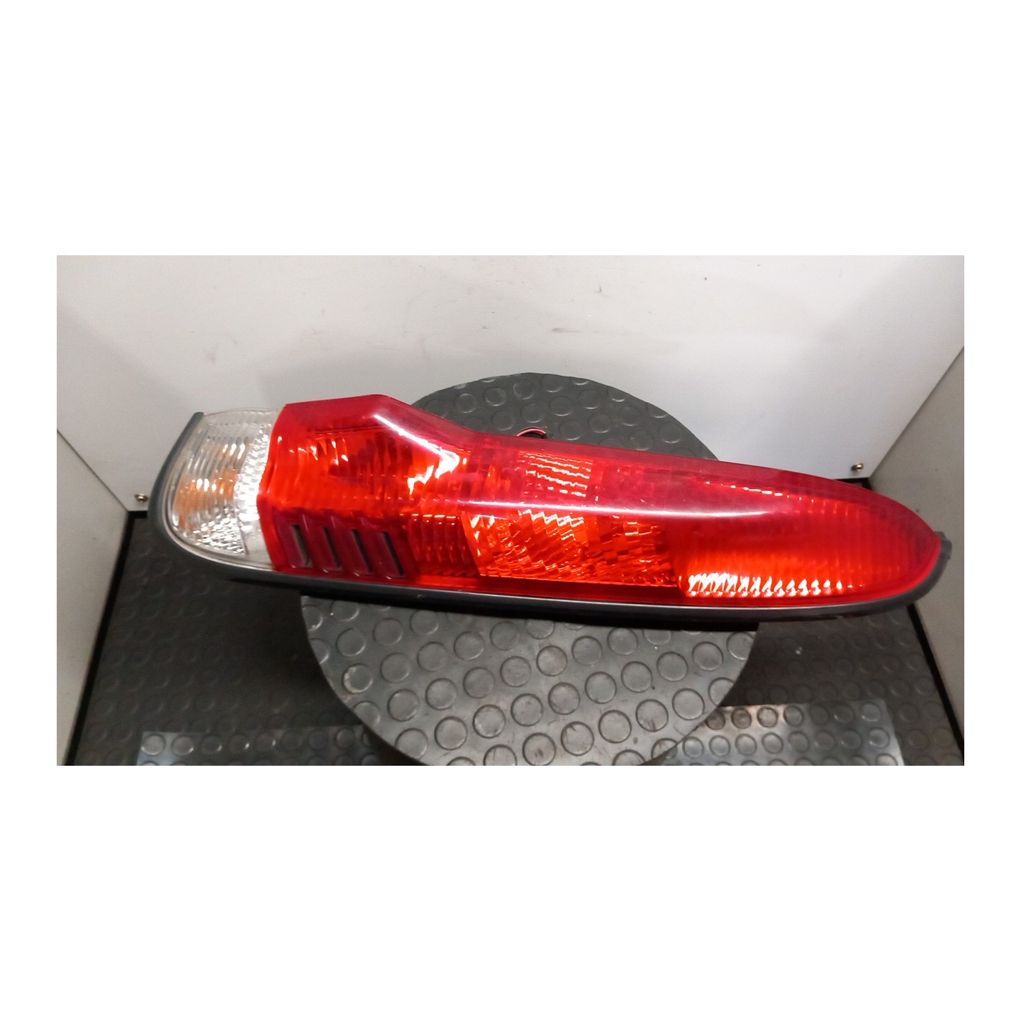 FANALE POST. DX. 044 DAIHATSU TERIOS 1A SERIE (09/97-10/06) K3 8155087405000