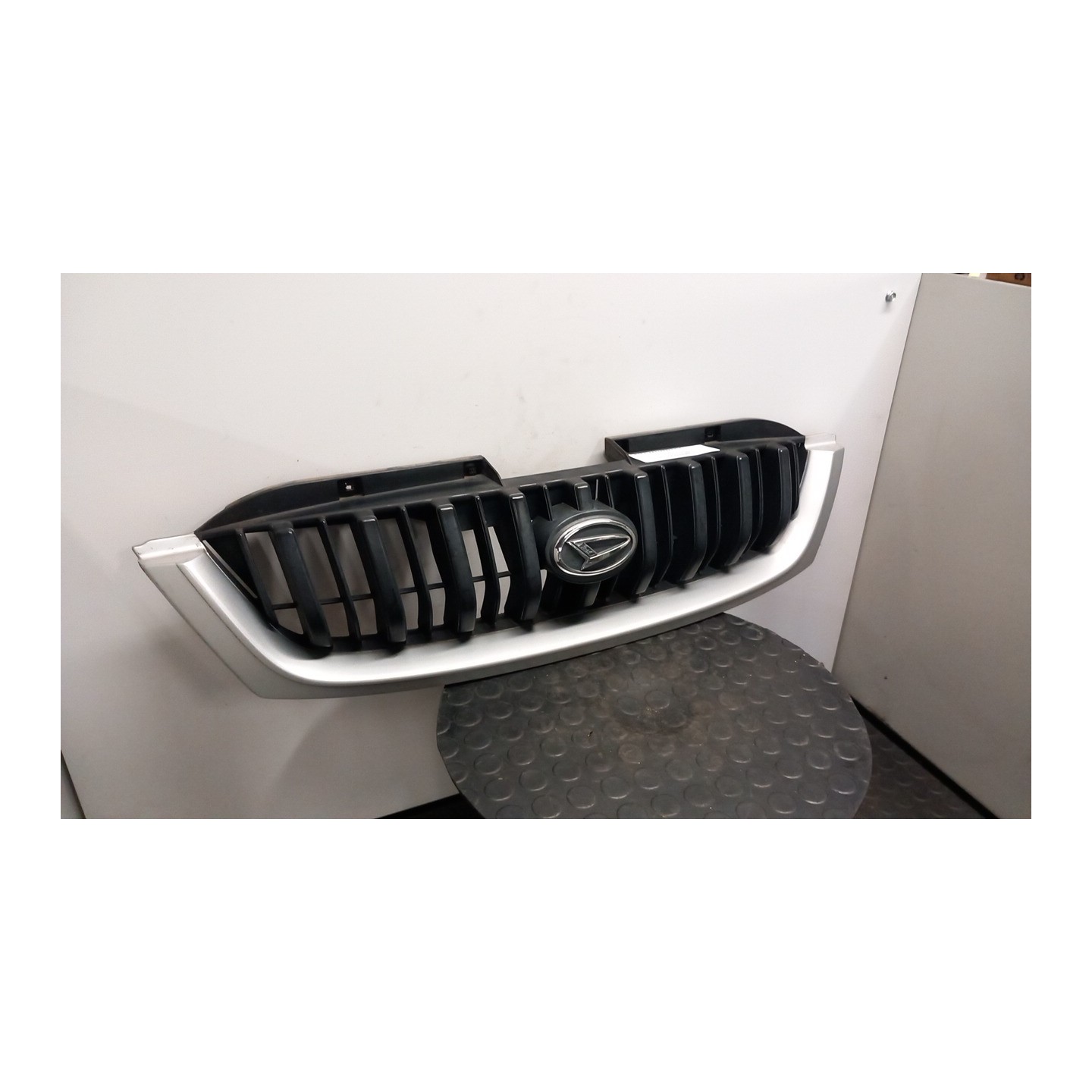 GRIGLIA COMPL. 046 DAIHATSU TERIOS 1A SERIE (09/97-10/06) K3 5311187409000