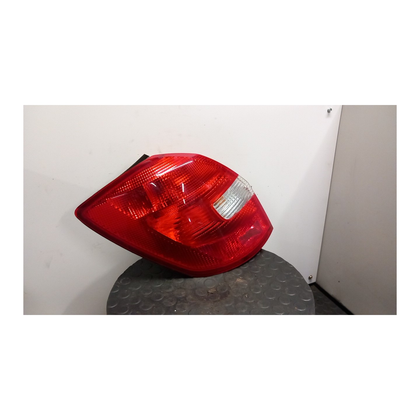 FANALE POST. SX. 086 SKODA FABIA (54) (04/07-03/15) CGP 5J6945111
