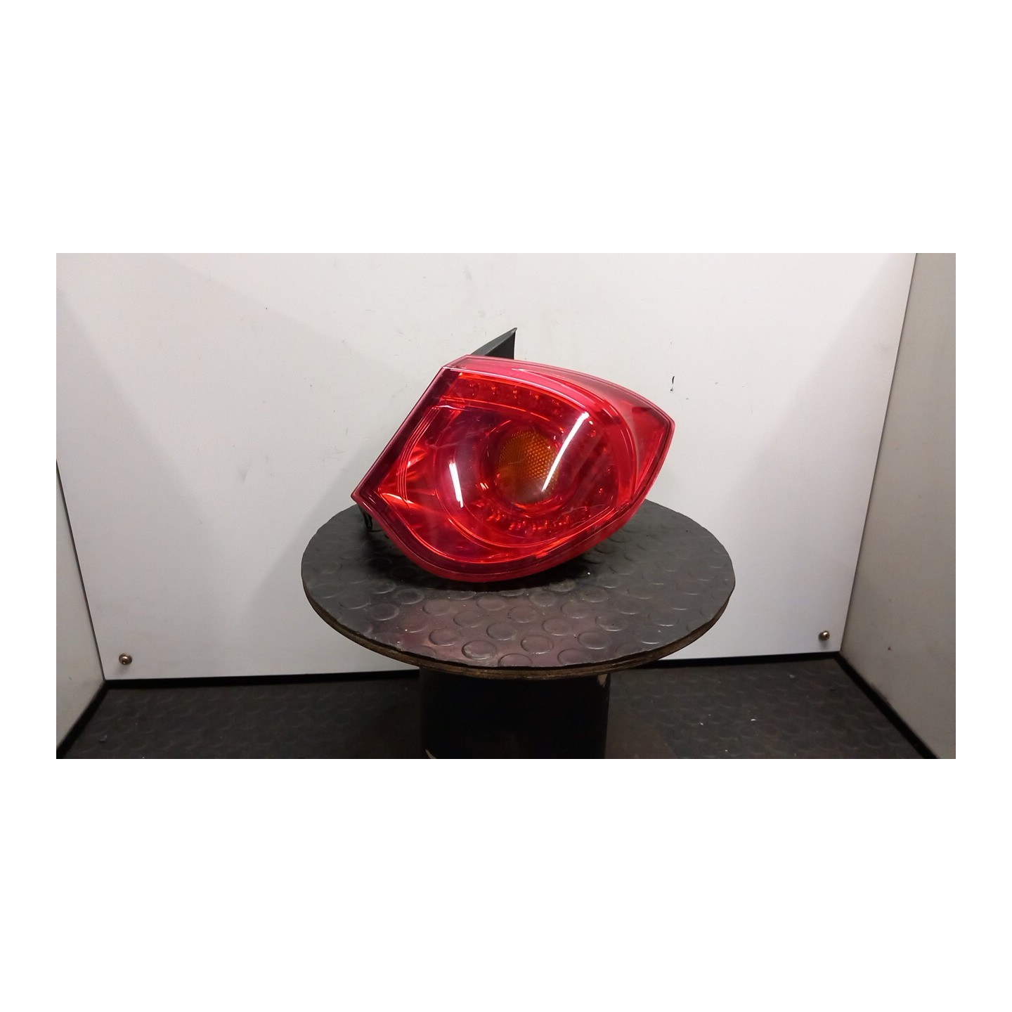 FANALE POST. PARTE EST. DX. 089 ALFA ROMEO GIULIETTA (X7) (03/10-10/13) 940A3000 50513612