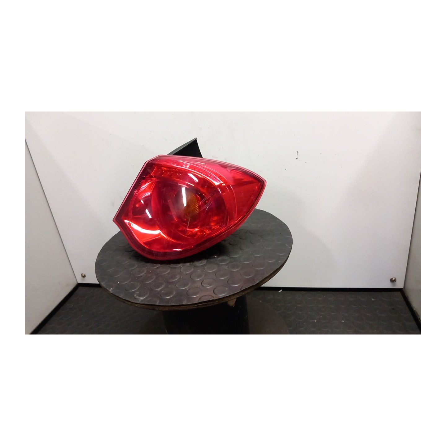 FANALE POST. PARTE EST. DX. 089 ALFA ROMEO GIULIETTA (X7) (03/10-10/13) 940A3000 50513612