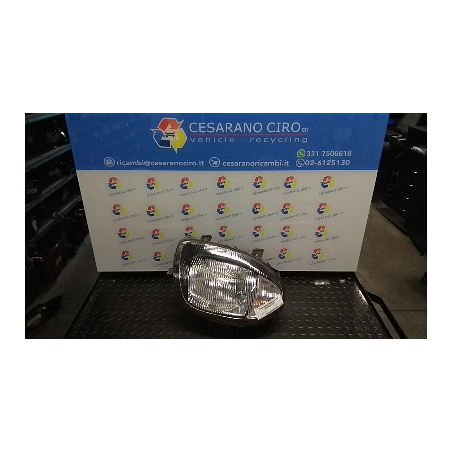 PROIETTORE VALEO DX. 030 RENAULT CLIO 2A SERIE (04/98-04/01) E7JC6 7701045994