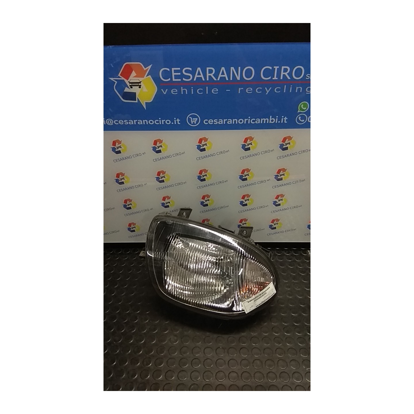PROIETTORE VALEO DX. 030 RENAULT CLIO 2A SERIE (04/98-04/01) E7JC6 7701045994