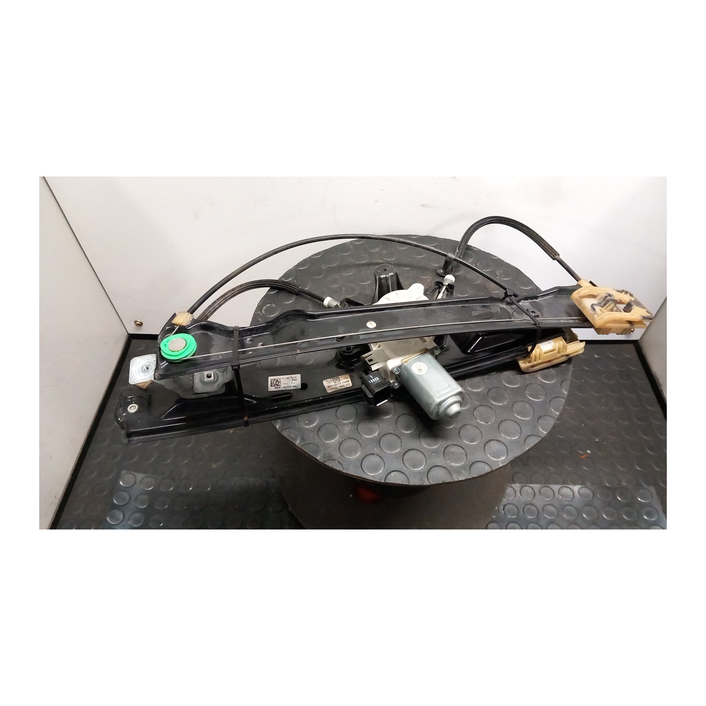 ALZACRISTALLO ELETTR. PORTA ANT. C/MOTORINO SX. 019 FORD FOCUS (CB8) (02/11-11/15) PNDA 1847373