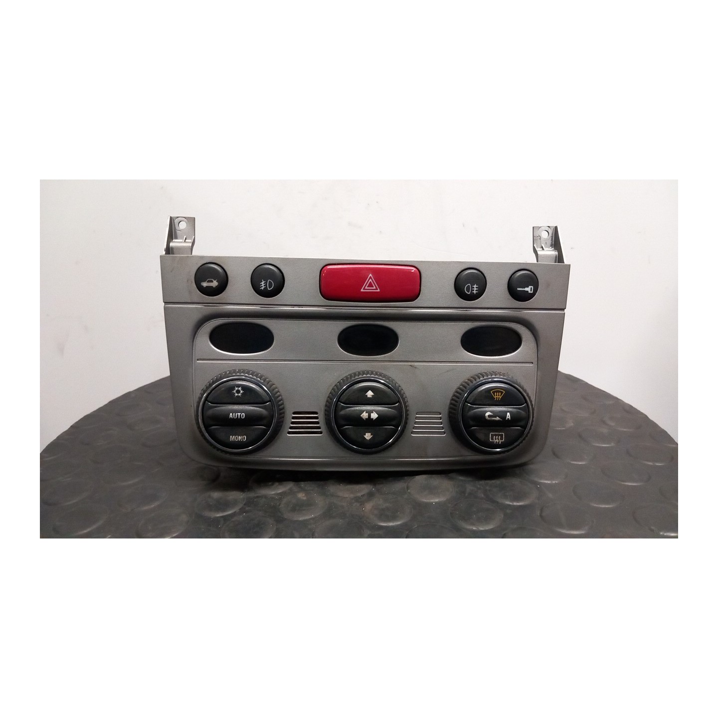 BLOCCO COMANDO CLIMATIZZAZIONE C/A/C 025 ALFA ROMEO 147 (W8) (10/04-07/11) AR32104 156075939