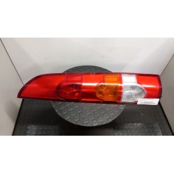 FANALE POST. P/PORTELLO POST. DX. 030 RENAULT KANGOO (04/03-03/09) D4FB7 8200150621