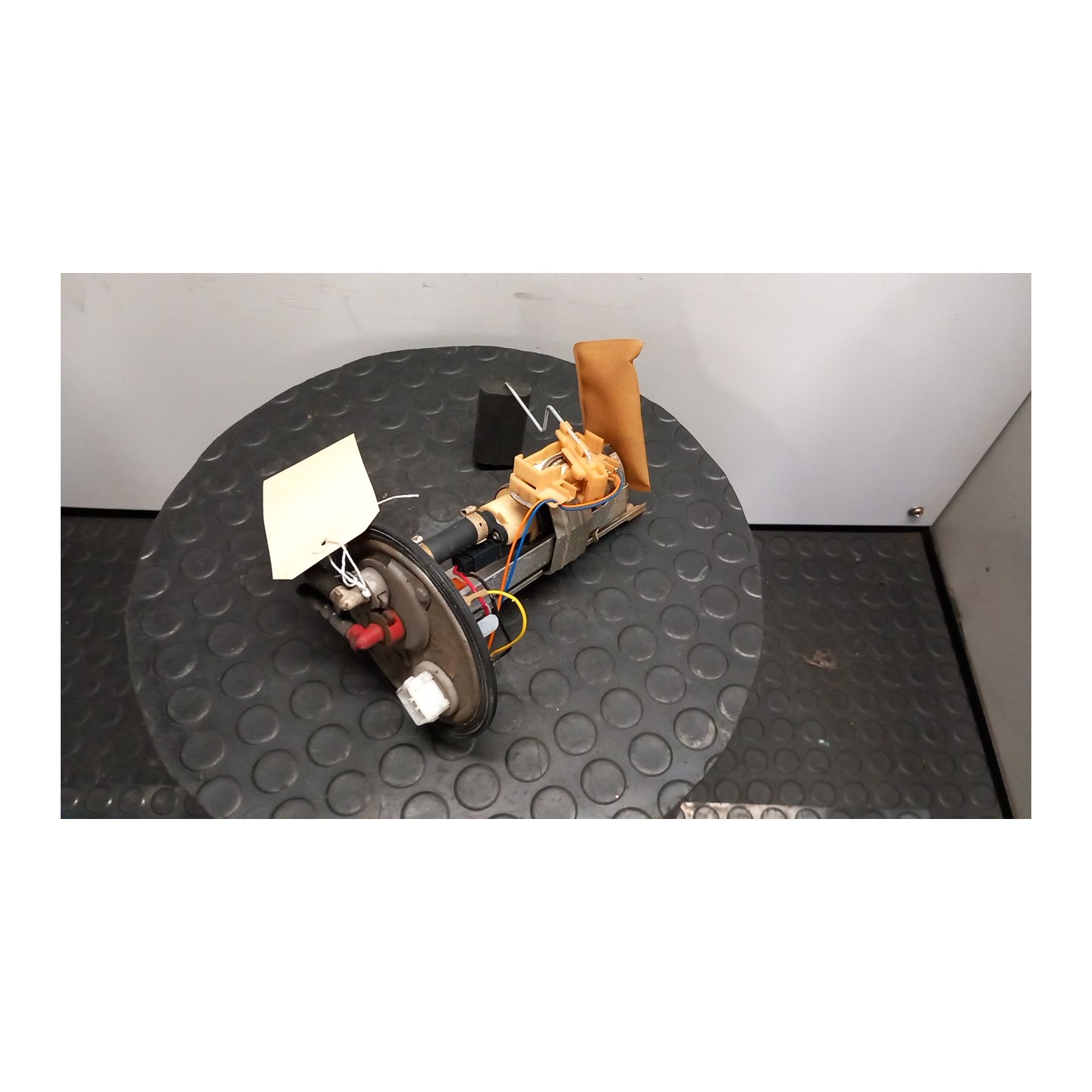 POMPA CARBURANTE C/TRASDUTTORE (GALLEGGIANTE) 01-99-02-00 039 FORD FIESTA (DX) (09/99-02/02) DHF 1093855