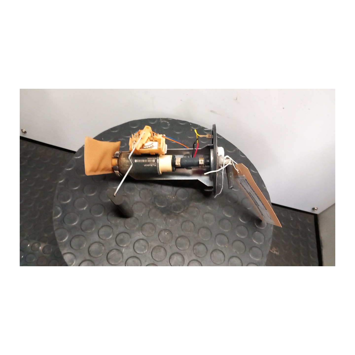 POMPA CARBURANTE C/TRASDUTTORE (GALLEGGIANTE) 01-99-02-00 039 FORD FIESTA (DX) (09/99-02/02) DHF 1093855