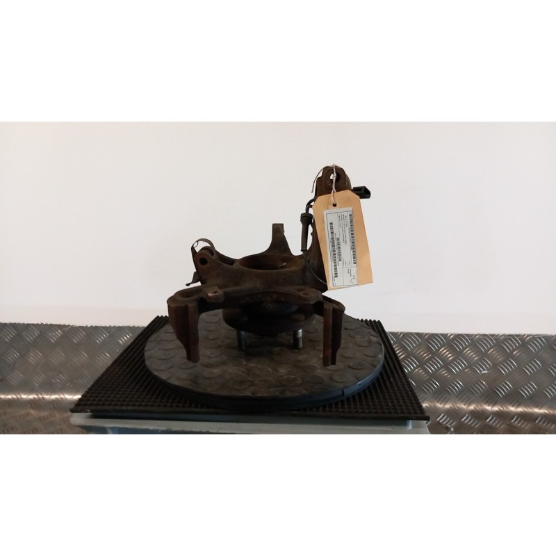 MONTANTE SOSP. ANT. C/ABS SX. 005 FORD FOCUS (CAK) (10/01-04/05) FYDB 1079001