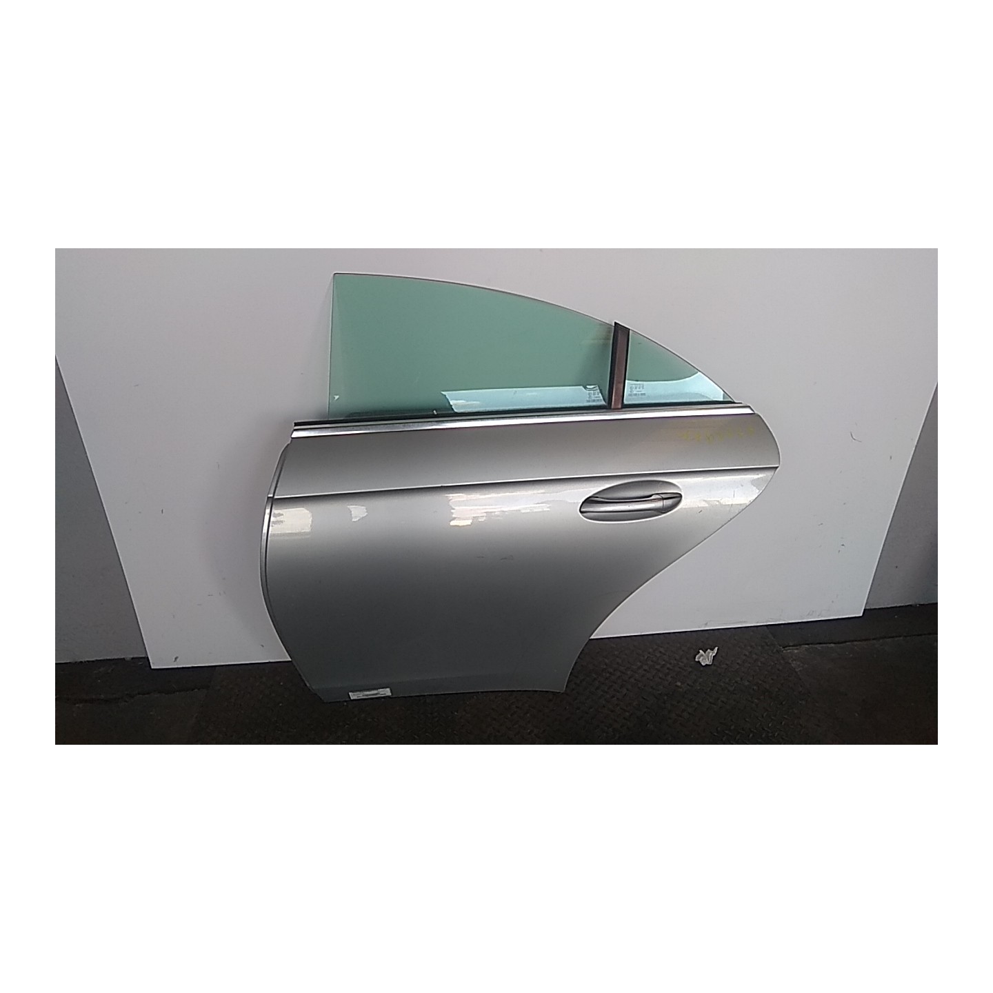 PORTA POST. SX. 066 MERCEDES-BENZ CLS (C219) (09/04-) 642920 A2197300105