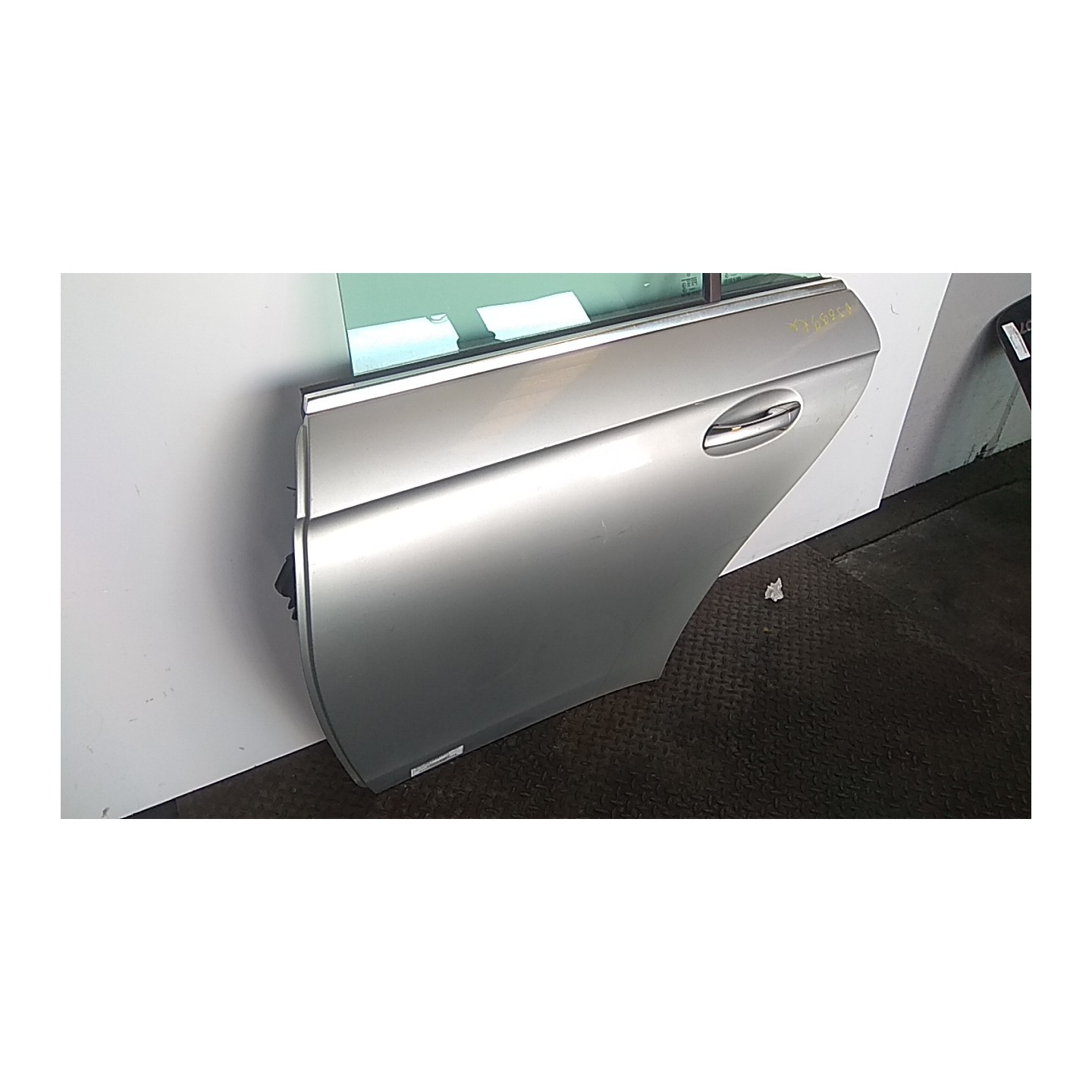 PORTA POST. SX. 066 MERCEDES-BENZ CLS (C219) (09/04-) 642920 A2197300105
