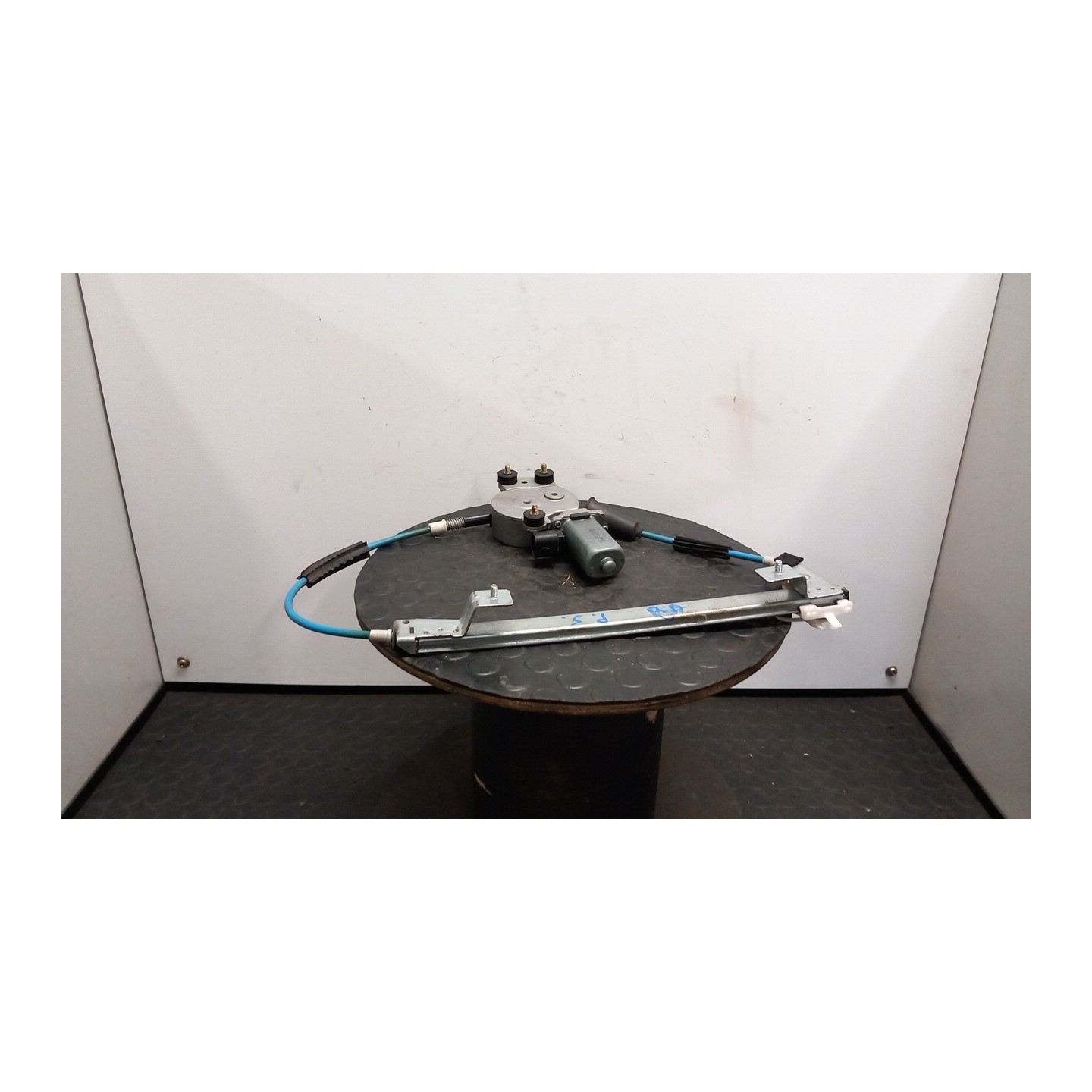 ALZACRISTALLO ELETTR. PORTA POST. SX. 002 FIAT MULTIPLA (1F) (05/04-04/12) 186A8000 46510763