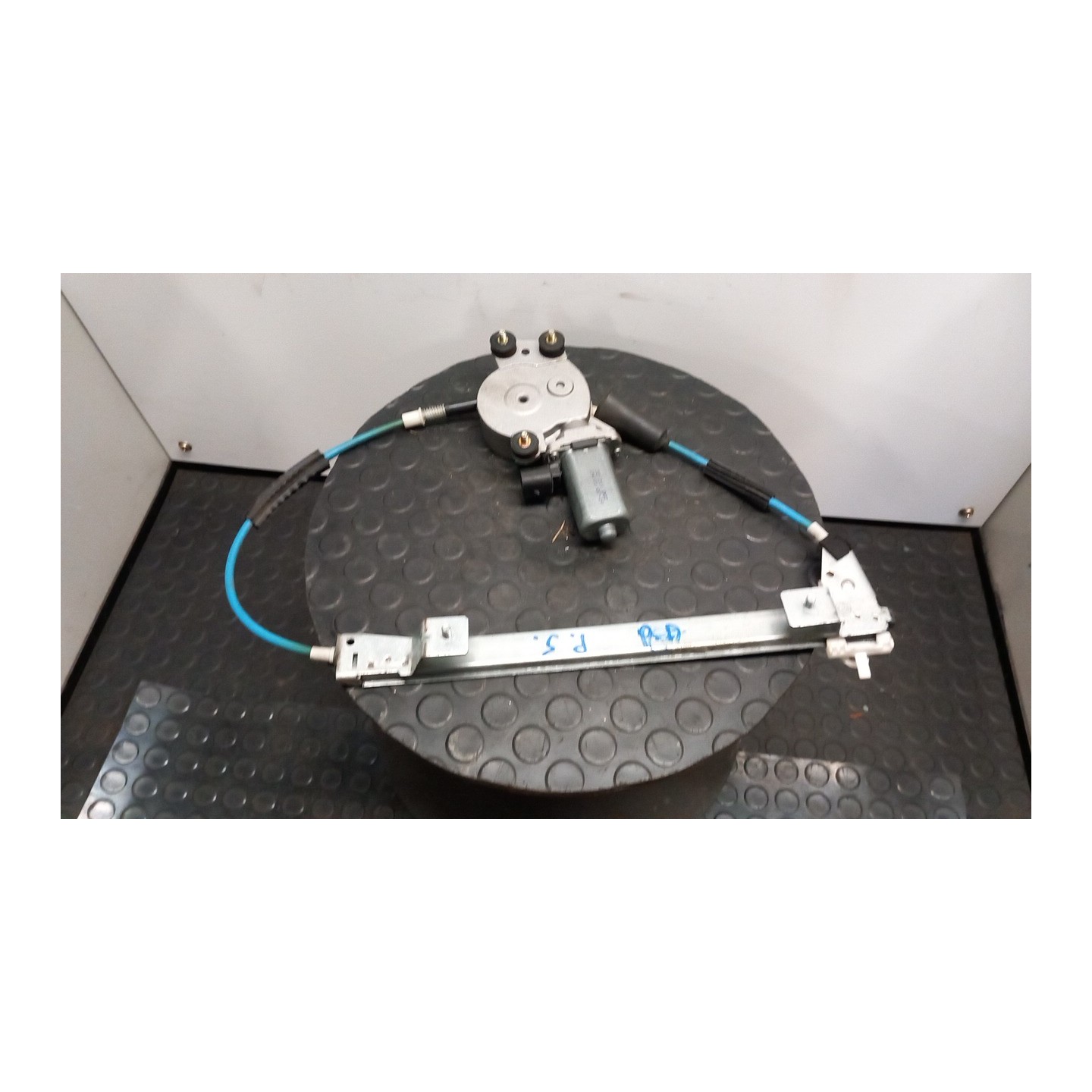 ALZACRISTALLO ELETTR. PORTA POST. SX. 002 FIAT MULTIPLA (1F) (05/04-04/12) 186A8000 46510763