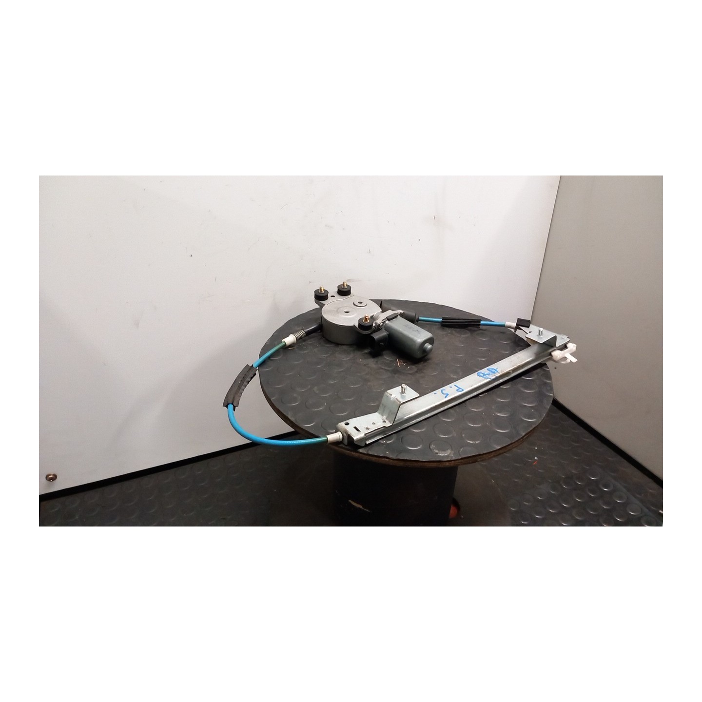 ALZACRISTALLO ELETTR. PORTA POST. SX. 002 FIAT MULTIPLA (1F) (05/04-04/12) 186A8000 46510763