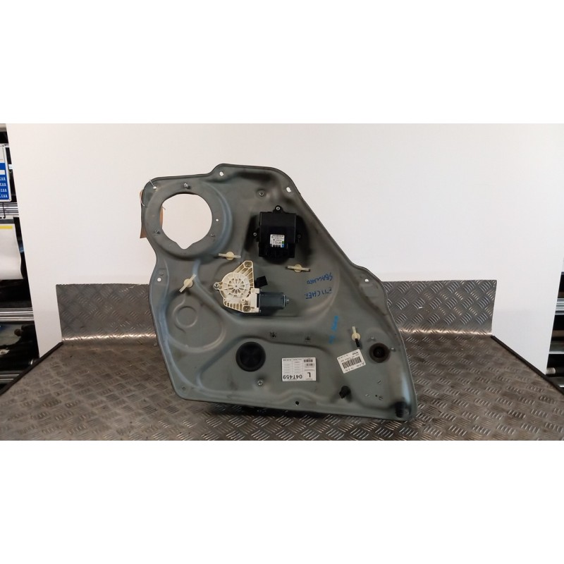 ALZACRISTALLO ELETTR. PORTA POST. SX. 004 MERCEDES-BENZ CLASSE B (T245) (03/05-03/13) 266920 A1697303579