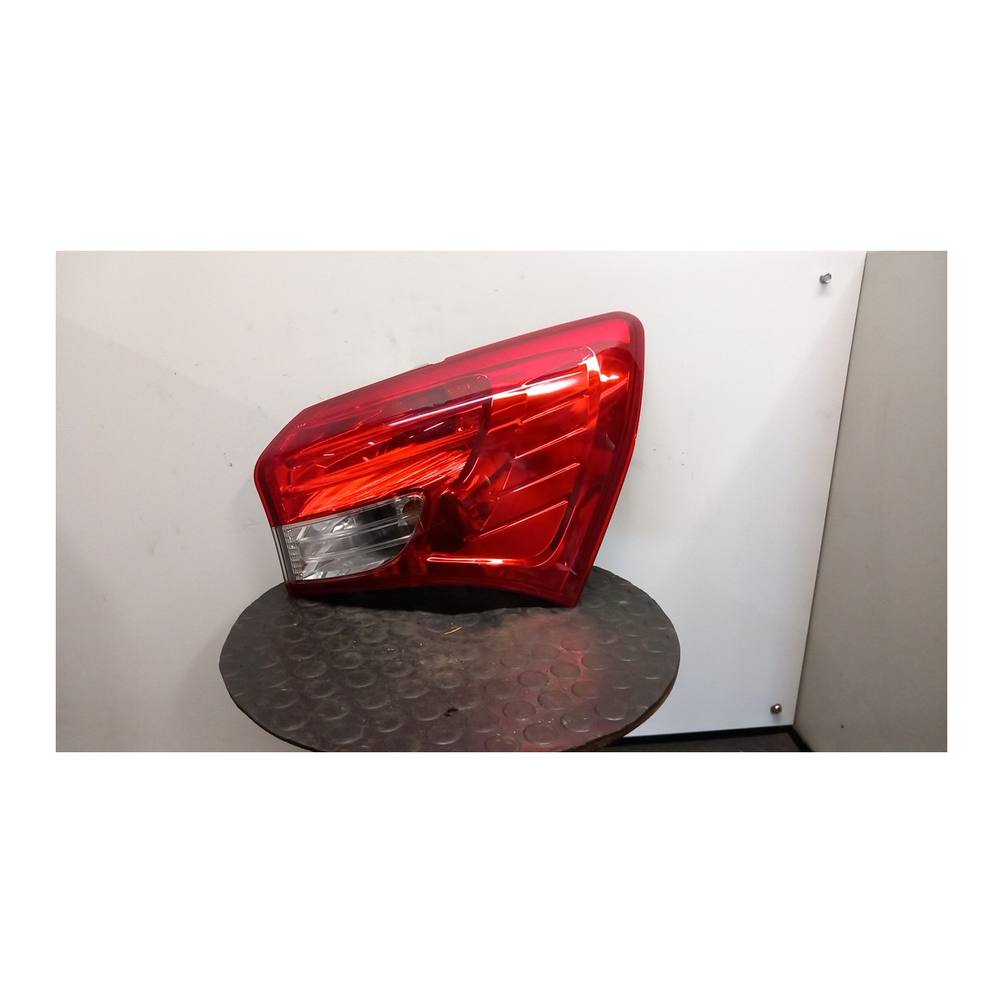 FANALE POST. PARTE EST. DX. 012 HYUNDAI IX20 (04/15-12/20) G4FA 924121K000