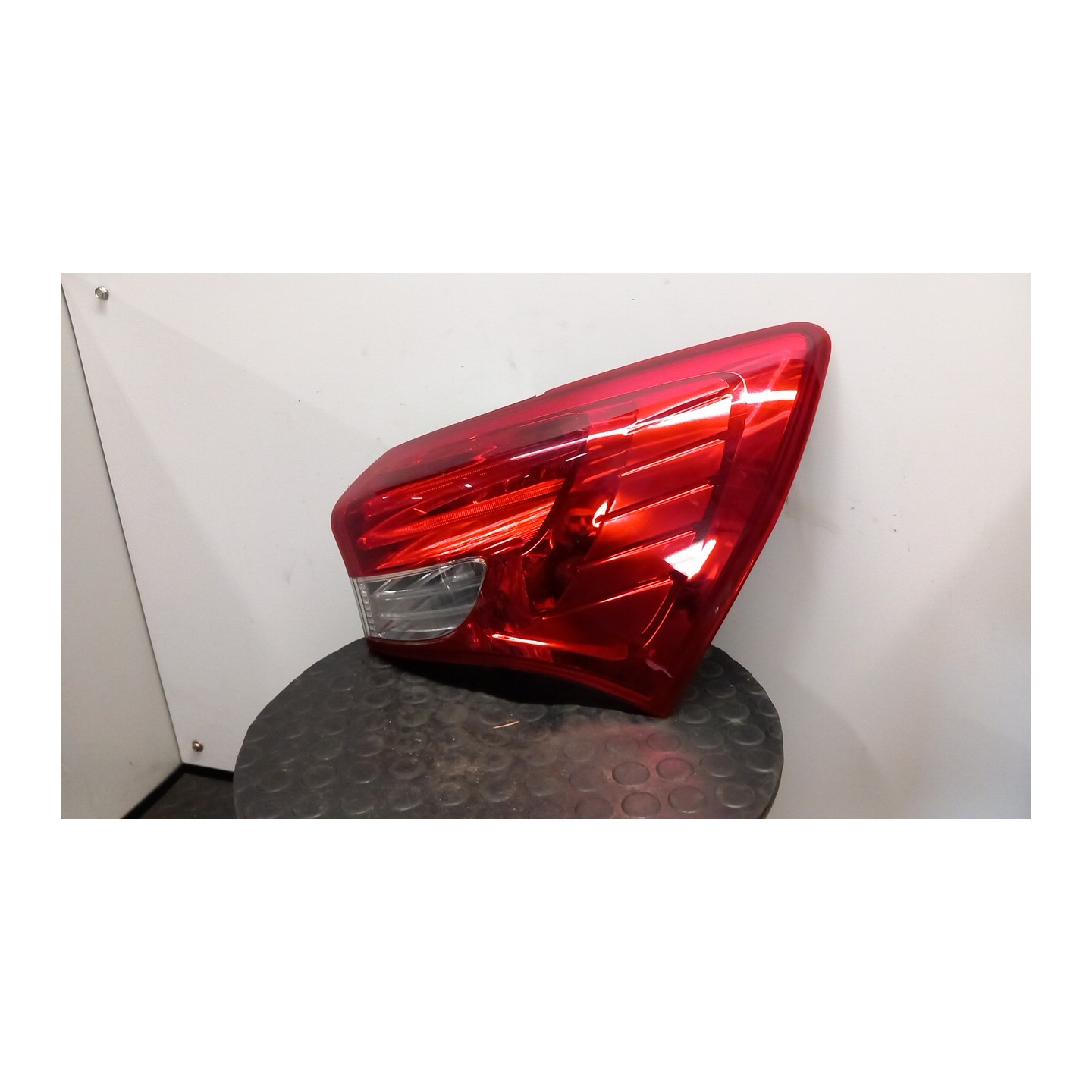 FANALE POST. PARTE EST. DX. 012 HYUNDAI IX20 (04/15-12/20) G4FA 924121K000
