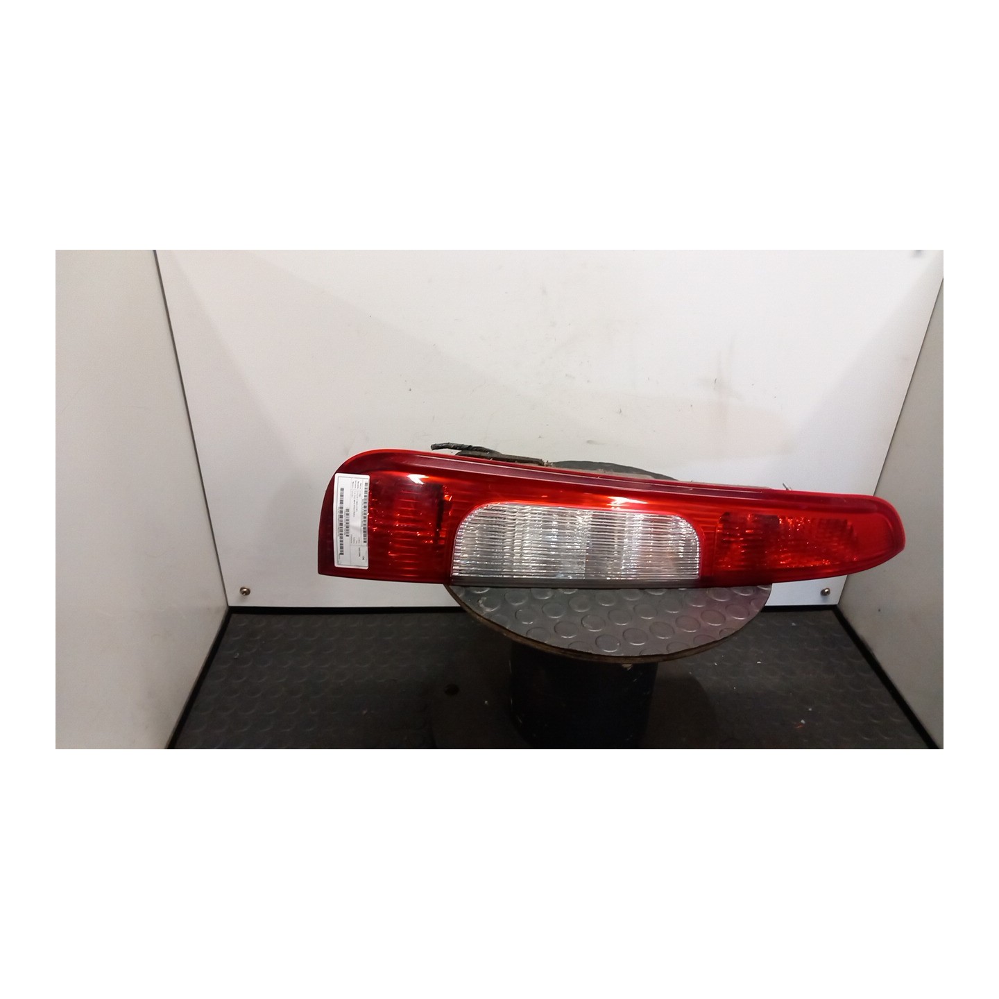 FANALE POST. SX. 046 FORD FOCUS C-MAX (CAP) (10/03-12/08 KKDA 1347455