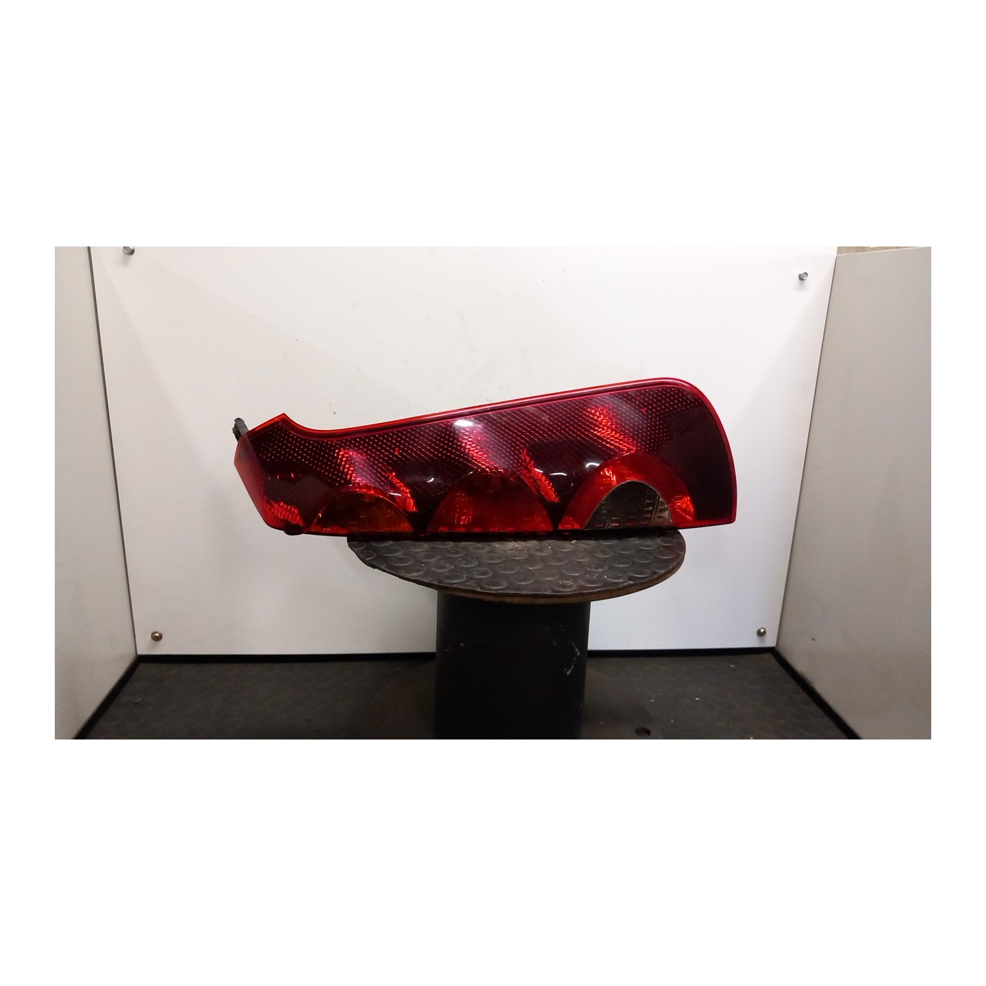 FANALE POST. PARTE INF. DX. 052 NISSAN NOTE (E11E) (02/06-09/13) K9K 265509U000