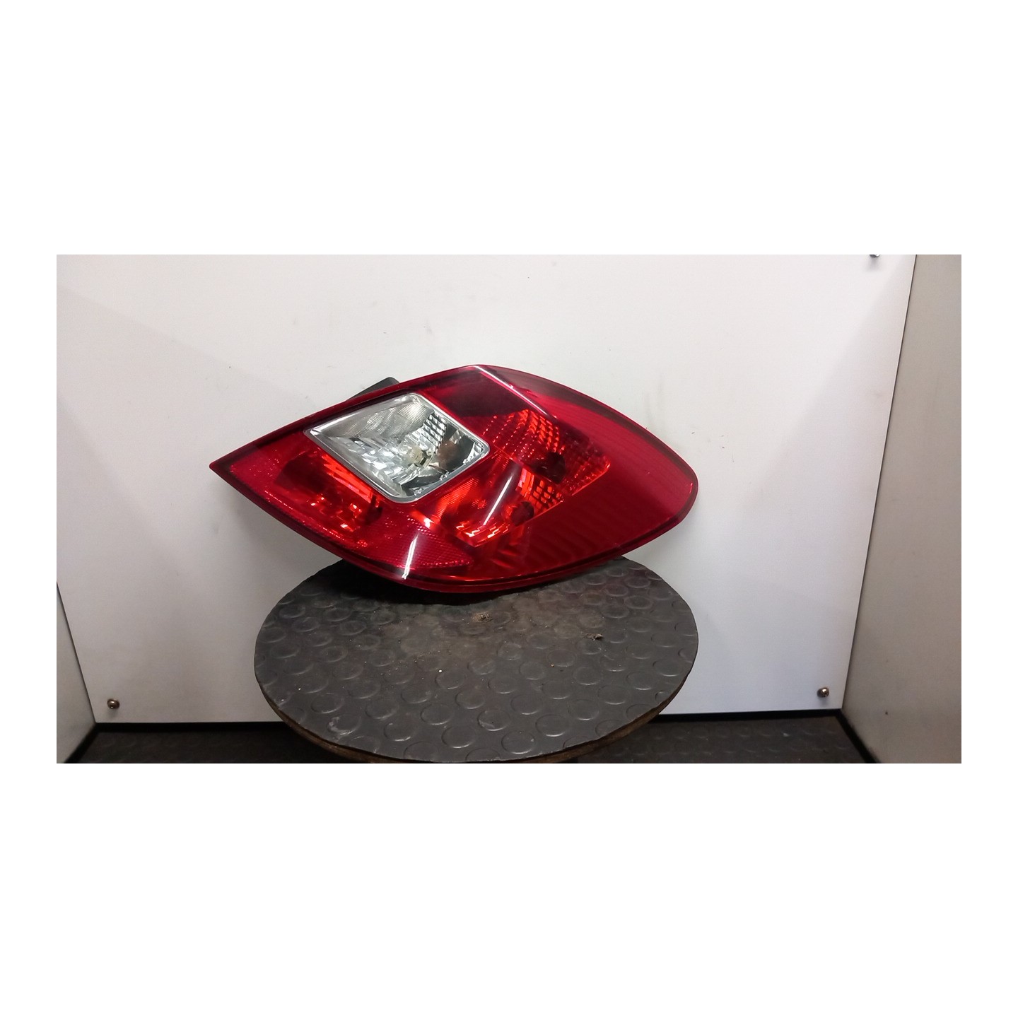 FANALE POST. DX. 055 OPEL CORSA (S07) (01/11-05/15) A14XER 93190951