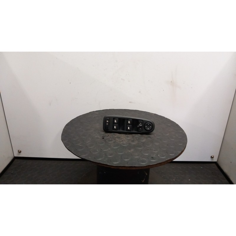 BLOCCO COMANDI ALZACRISTALLI E RETROVISORI EST. 107 CITROEN C4 PICASSO (09/06-08/13) 9H05 6554YE