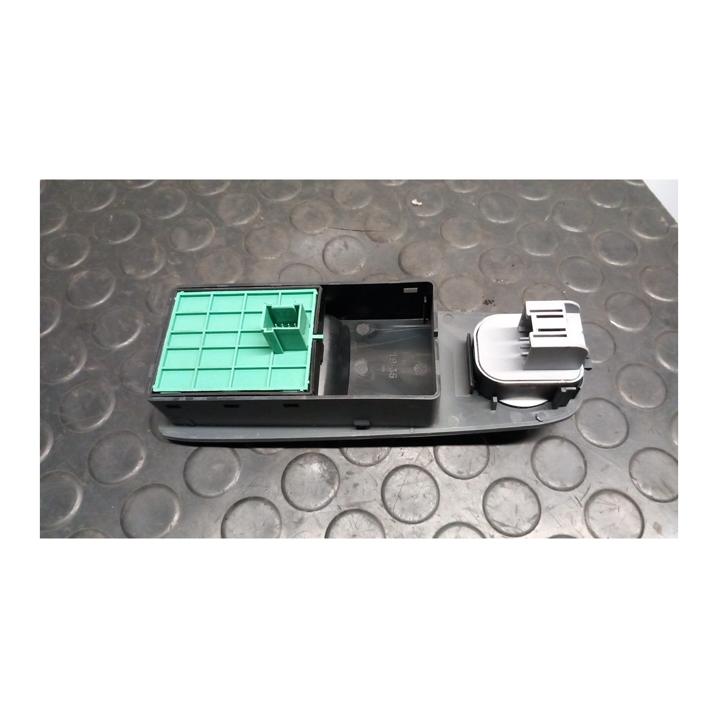 BLOCCO COMANDI ALZACRISTALLI 022 FIAT DUCATO (4X) (05/11-04/14) 250A1000 735532903