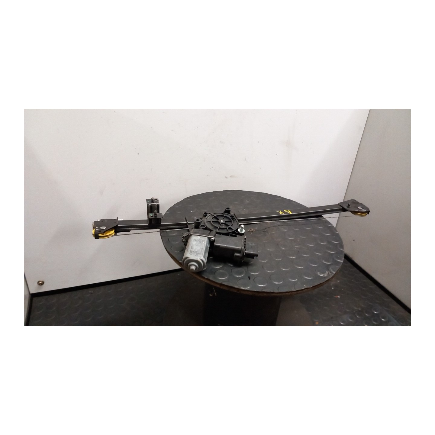ALZACRISTALLO ELETTR. PORTA ANT. C/MOTORINO DX. 015 FIAT DUCATO (4X) (05/11-04/14) 250A1000 1368921080