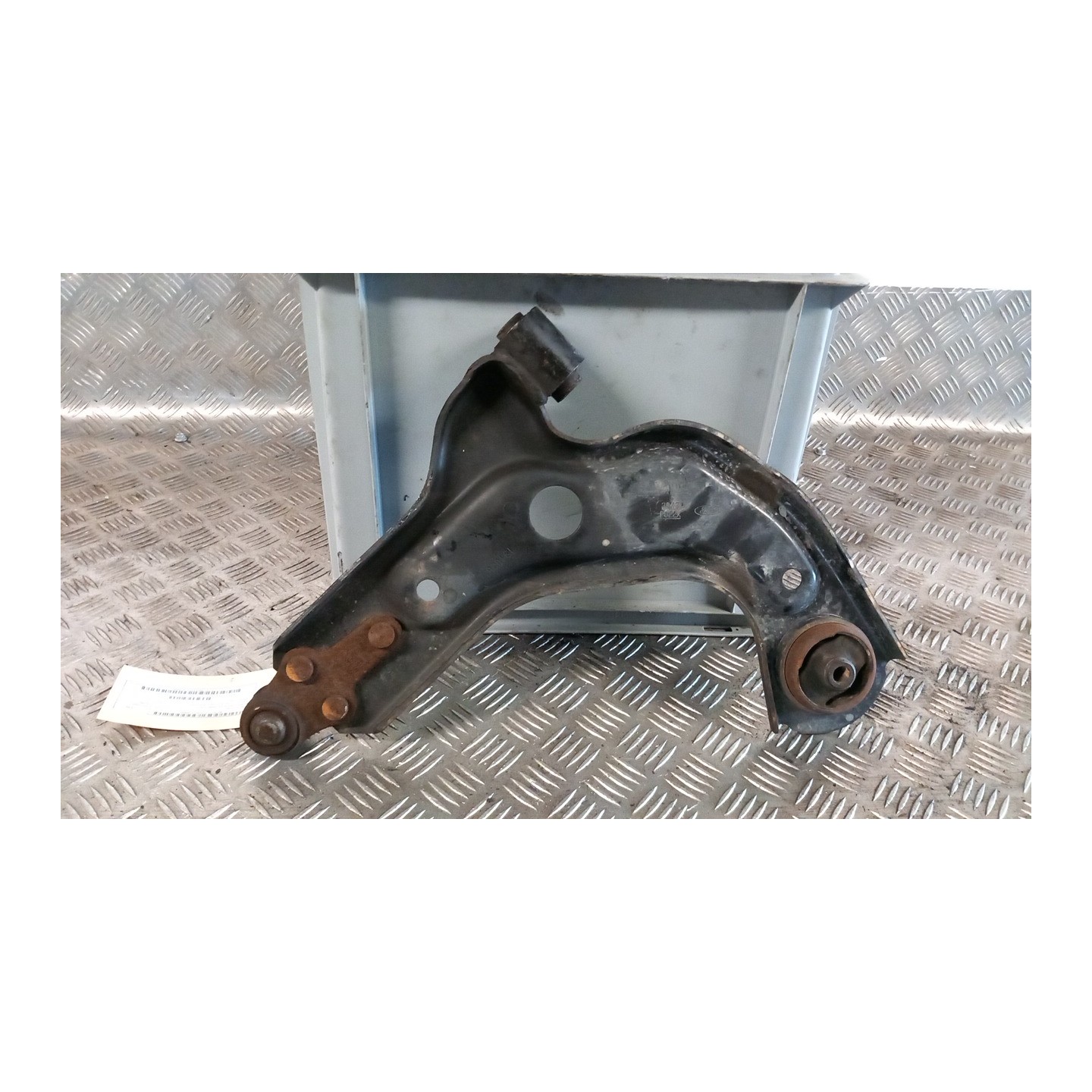 BRACCIO OSCILLANTE SOSP. ANT. C/SERVOSTERZO DX. 049 FORD FIESTA (DX) (09/99-02/02) DHF 1710792