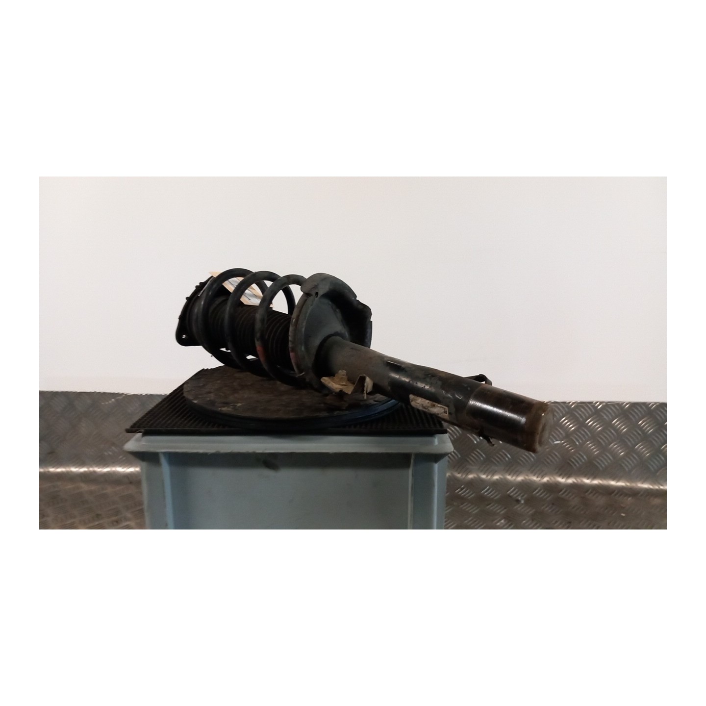 AMMORTIZZATORE ANT. DX. 023 FORD KUGA (CBV) (04/08-09/13) G6DG 1570023