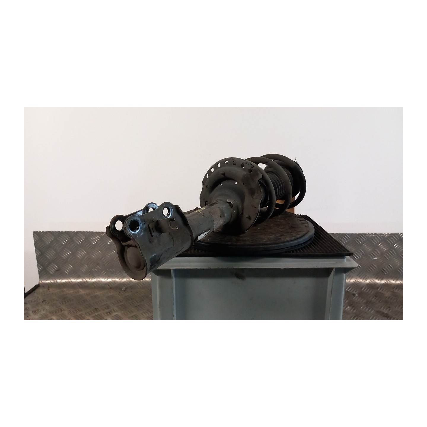 AMMORTIZZATORE ANT. SX. 062 HYUNDAI IX20 (04/15-12/20) G4FA 546501K500