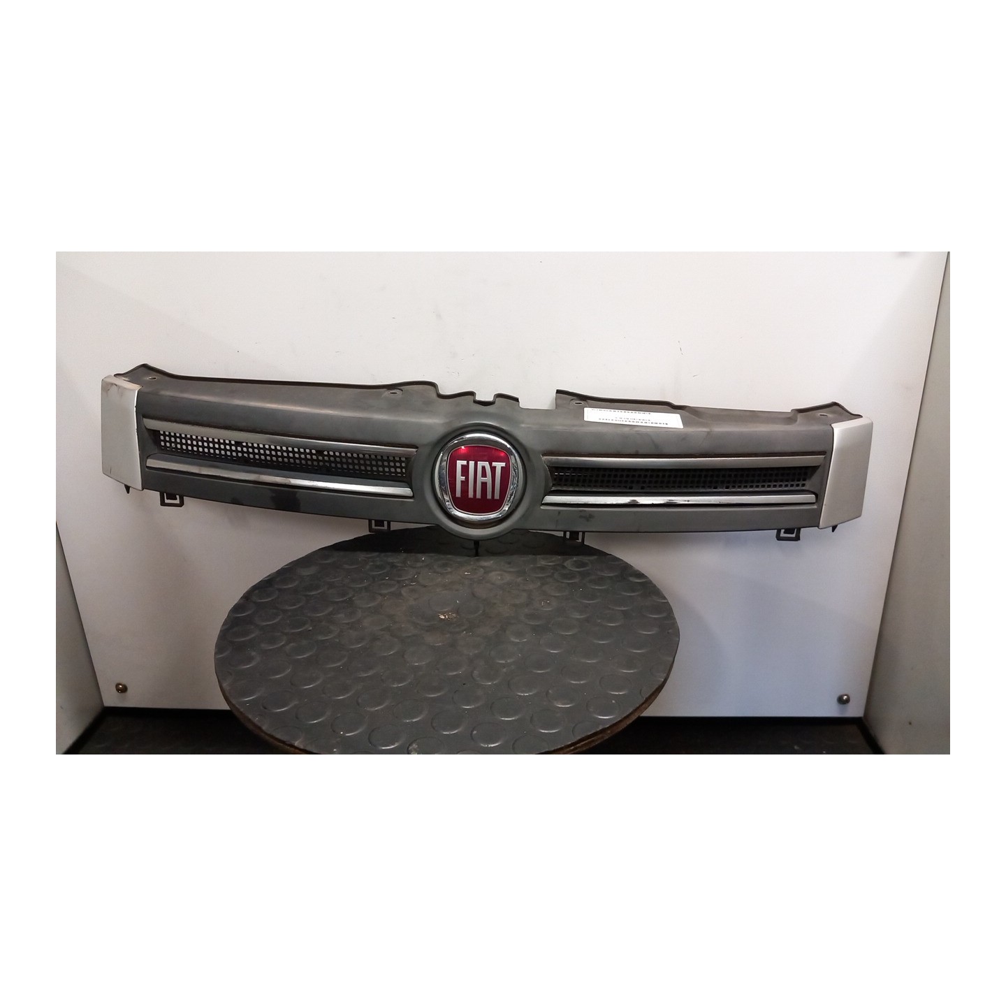GRIGLIA 093 FIAT PANDA (2Q) (09/03-12/10) 188A4000 735363745