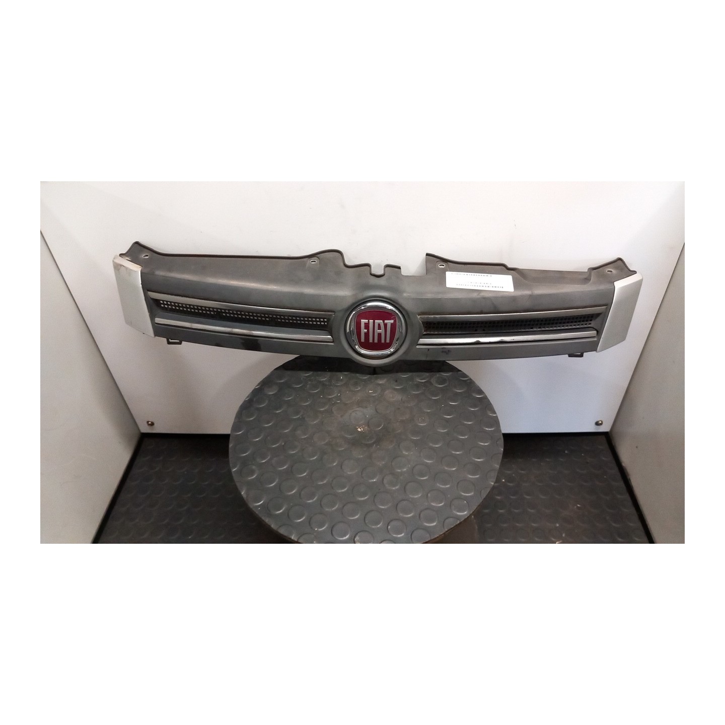 GRIGLIA 093 FIAT PANDA (2Q) (09/03-12/10) 188A4000 735363745