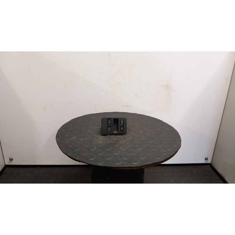 INTERRUTTORE ALZACRISTALLI PORTA ANT. SX. 103 VOLKSWAGEN LUPO (6X) (09/98-05/05) AUD 6X0959855B01C