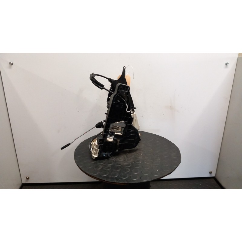 SERRATURA PORTA ANT. C/TIRANTI DX. 006 MERCEDES-BENZ CLASSE A (W/C169) (07/04-04/13 266920 A1697204235