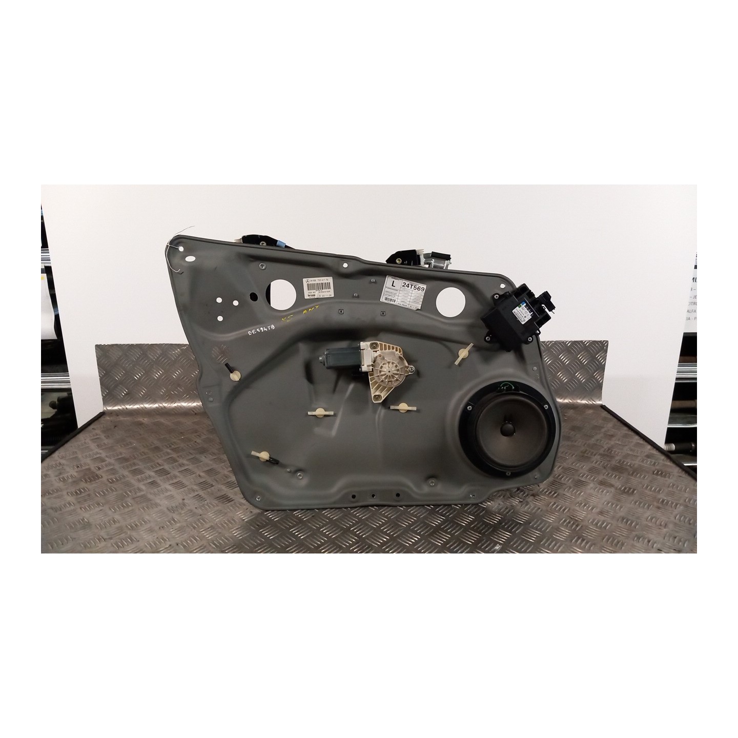 ALZACRISTALLO ELETTR. PORTA ANT. SX. 010 MERCEDES-BENZ CLASSE A (W/C169) (07/04-04/13 266920 A1697203179