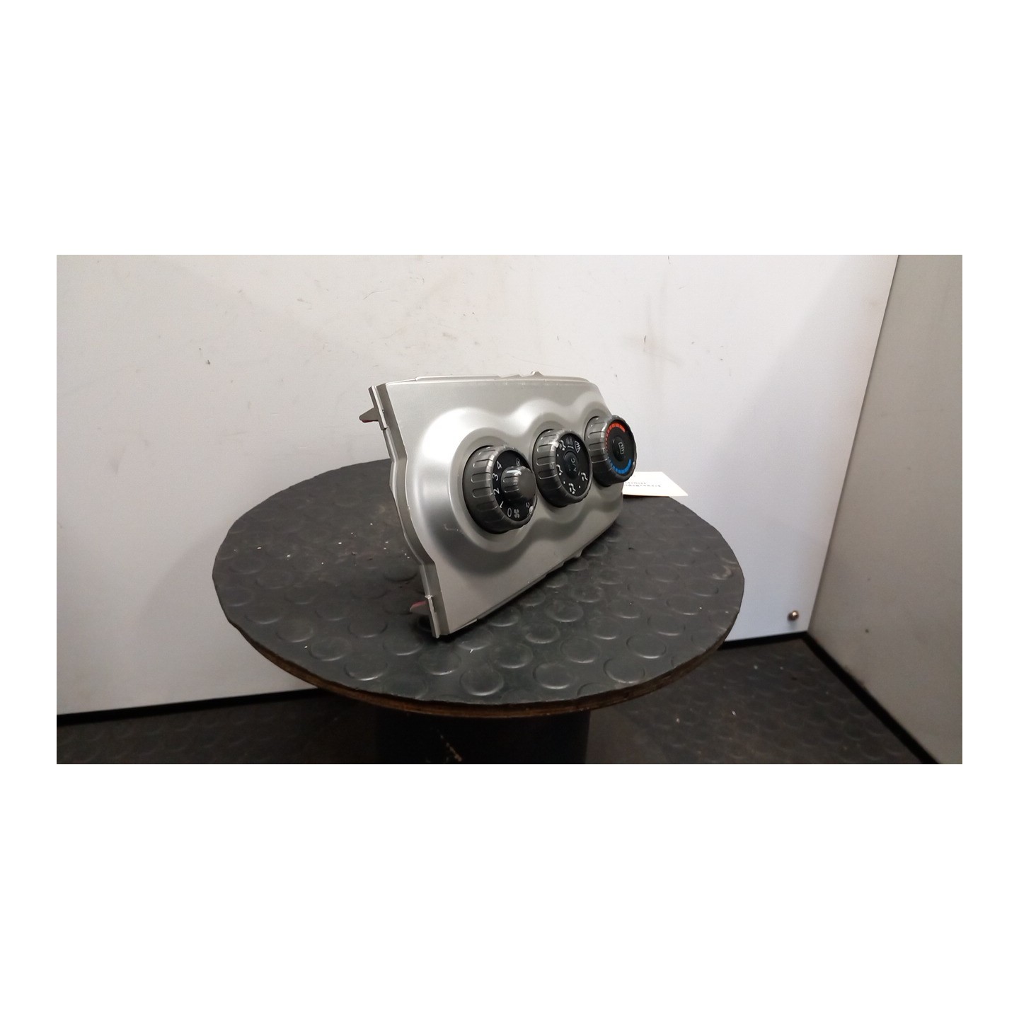 BLOCCO COMANDO CLIMATIZZAZIONE 014 TOYOTA YARIS (11/05-02/12) 1KRFE 559000D210B0