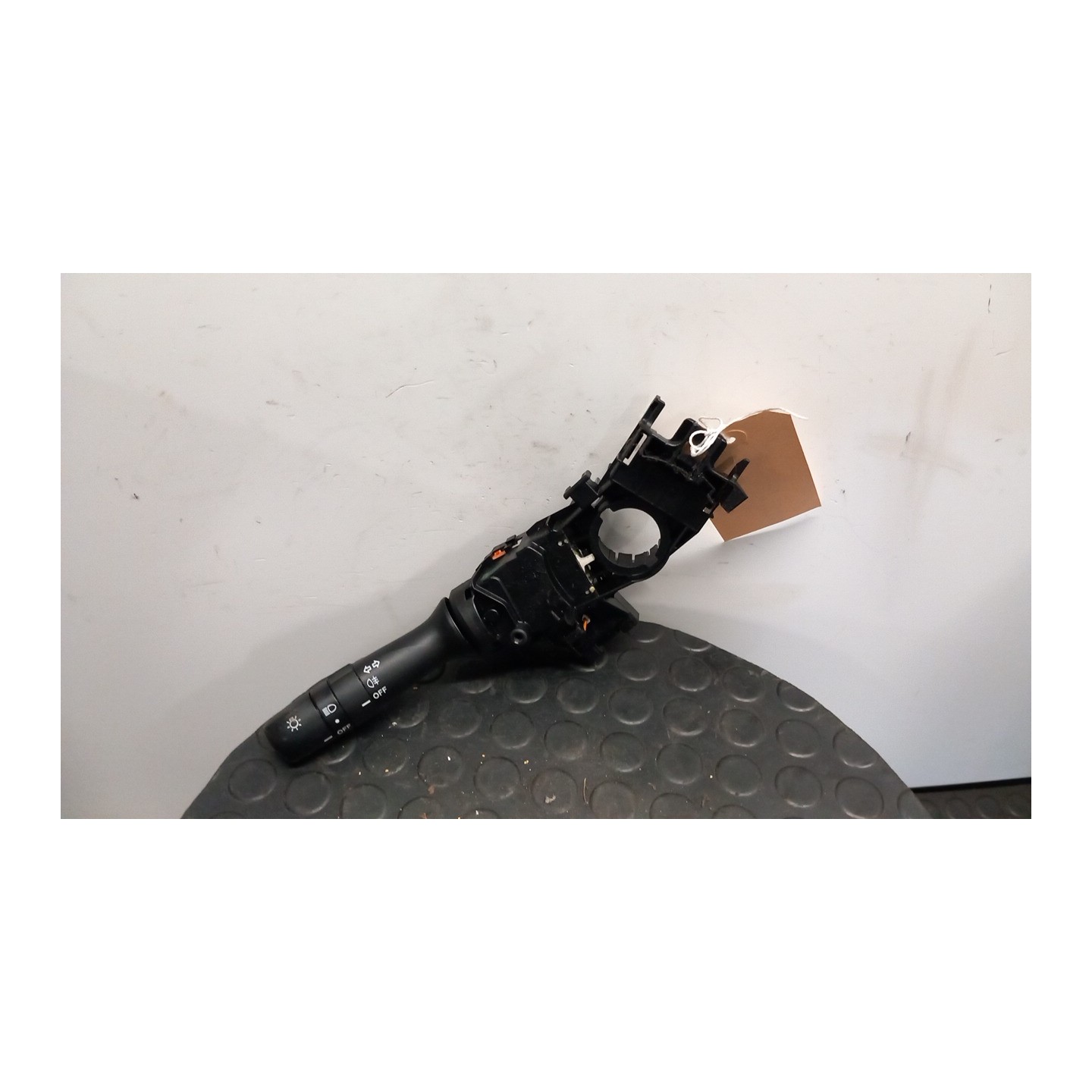 BLOCCO COMANDO VOLANTE LUCI 017 TOYOTA YARIS (11/05-02/12) 1KRFE 841400D090