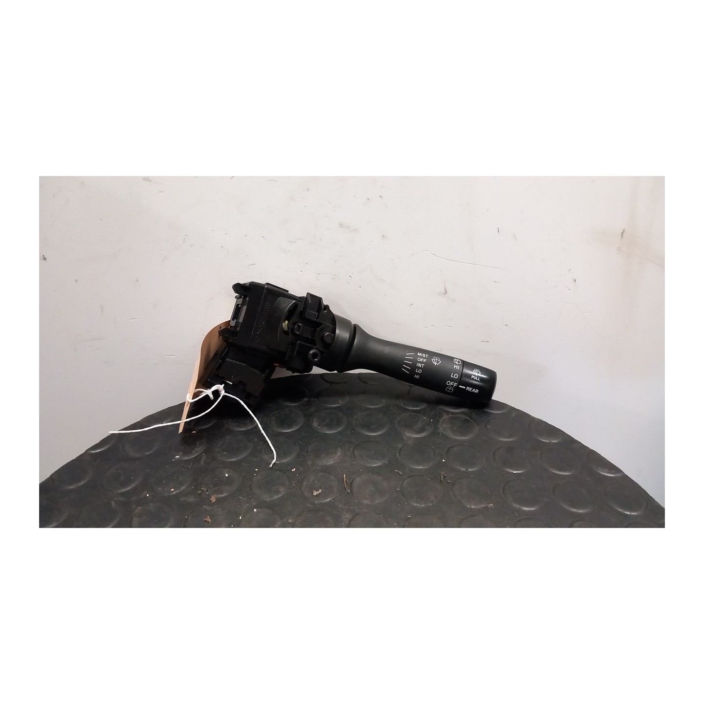 BLOCCO COMANDI TERGICRISTALLI 018 TOYOTA YARIS (11/05-02/12) 1KRFE 846520D030