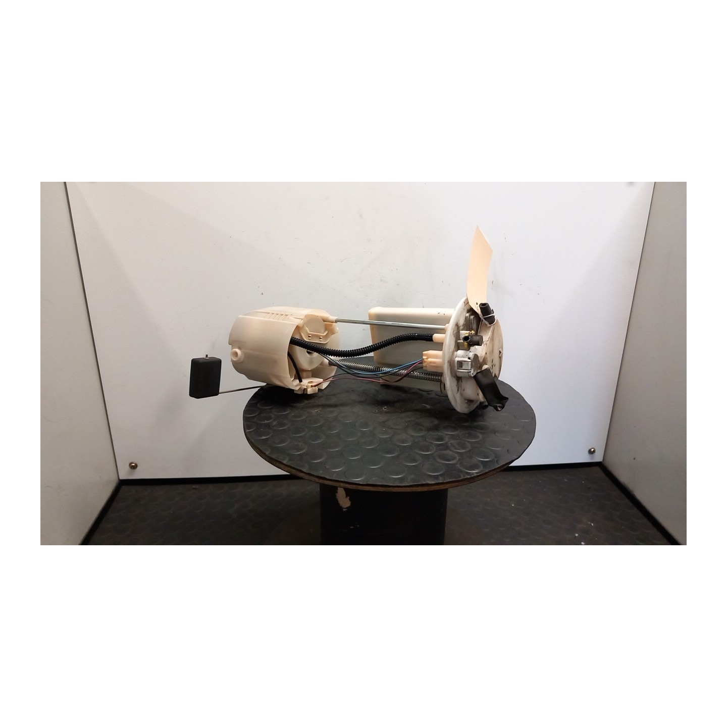 POMPA CARBURANTE C/TRASDUTTORE (GALLEGGIANTE) 020 TOYOTA YARIS (11/05-02/12) 1KRFE 770200D081