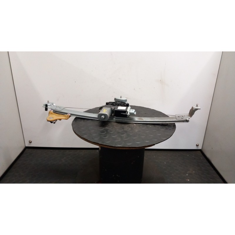 ALZACRISTALLO ELETTR. PORTA ANT. SX. 025 RENAULT CAPTUR (04/13-09/17) K9KB6 807210269R