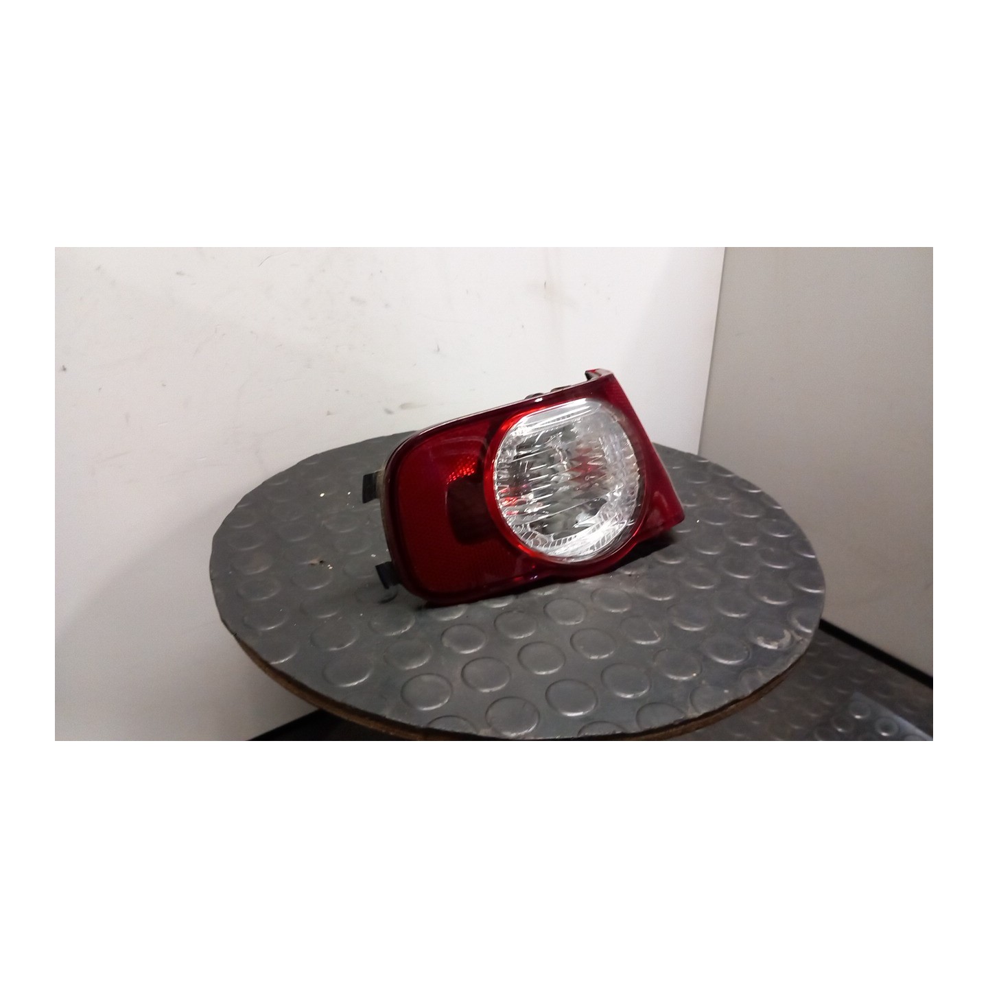 FANALE RETRONEBBIA 039 CITROEN C3 PICASSO (02/09-02/18) 9H06 6350HJ